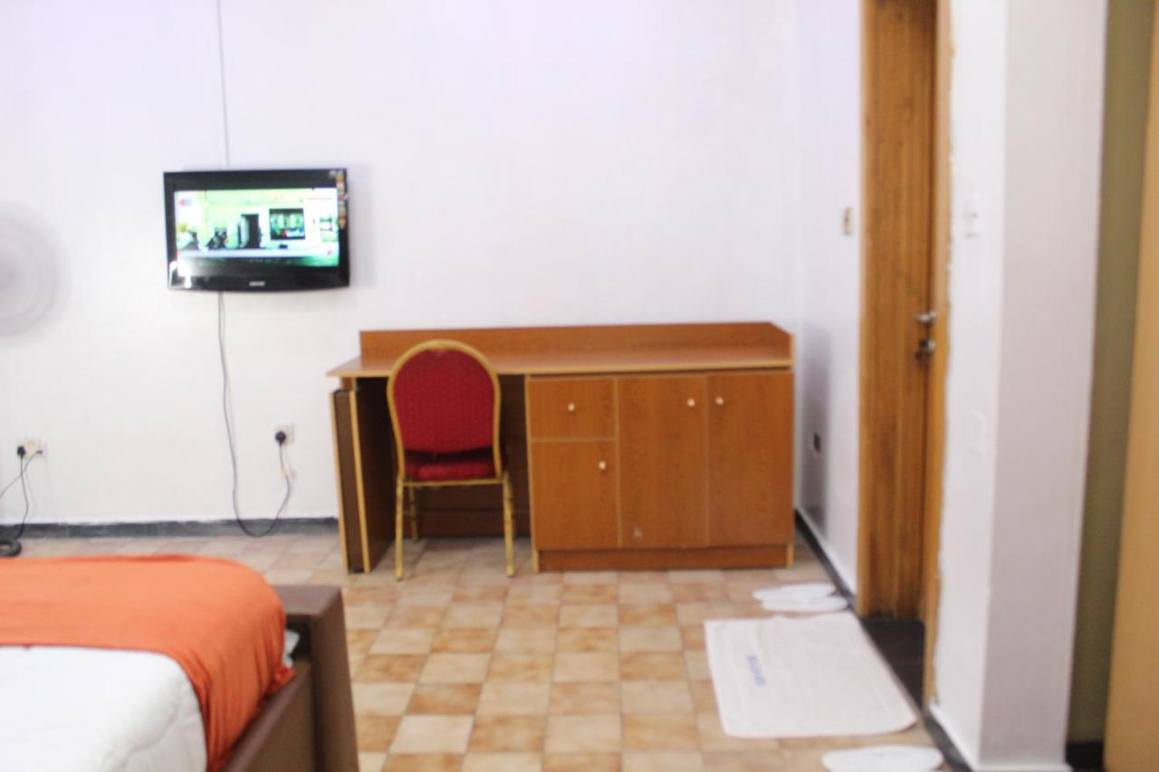 Blue Moon Hotels Victoria Island Лаґос Екстер'єр фото