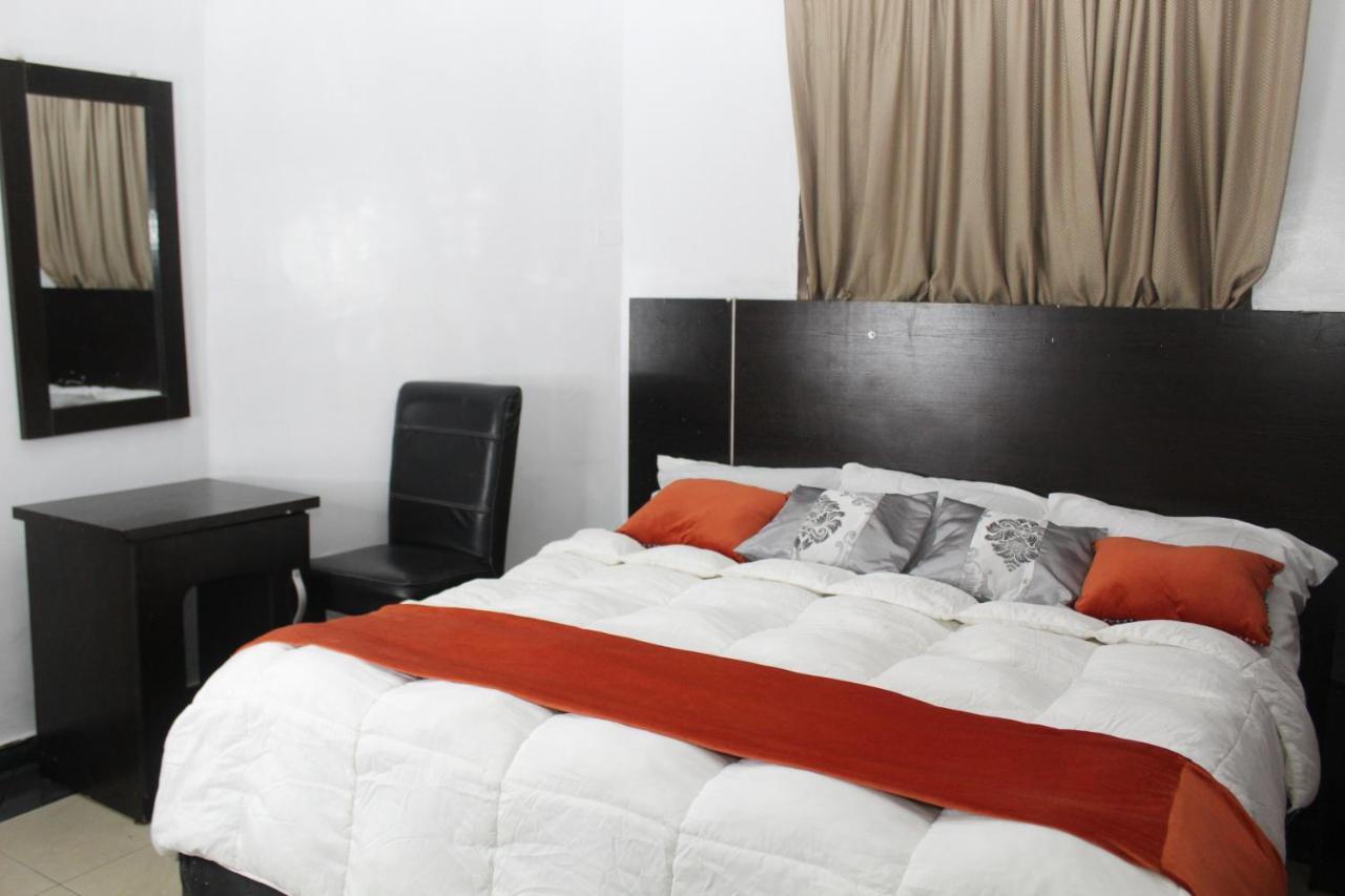 Blue Moon Hotels Victoria Island Лаґос Екстер'єр фото