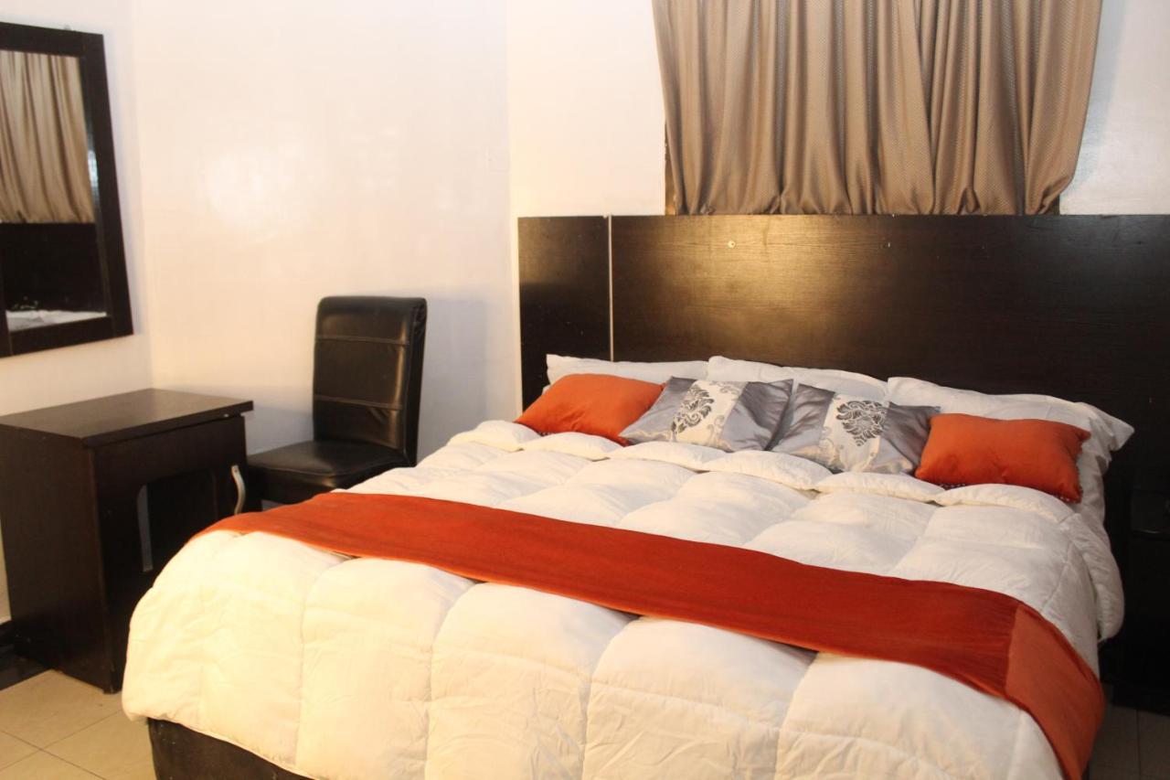 Blue Moon Hotels Victoria Island Лаґос Екстер'єр фото
