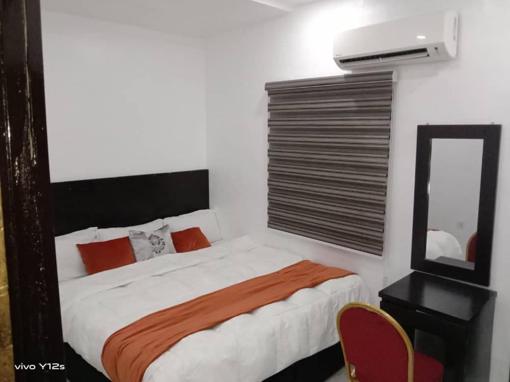 Blue Moon Hotels Victoria Island Лаґос Екстер'єр фото